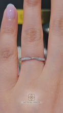 Load and play video in Gallery viewer, LUCCE ANGELA™ Band 0.14ctw Natural Diamond Platinum
