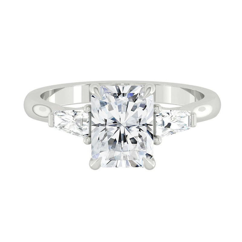 Sophia Luxe Radiant Moissanite