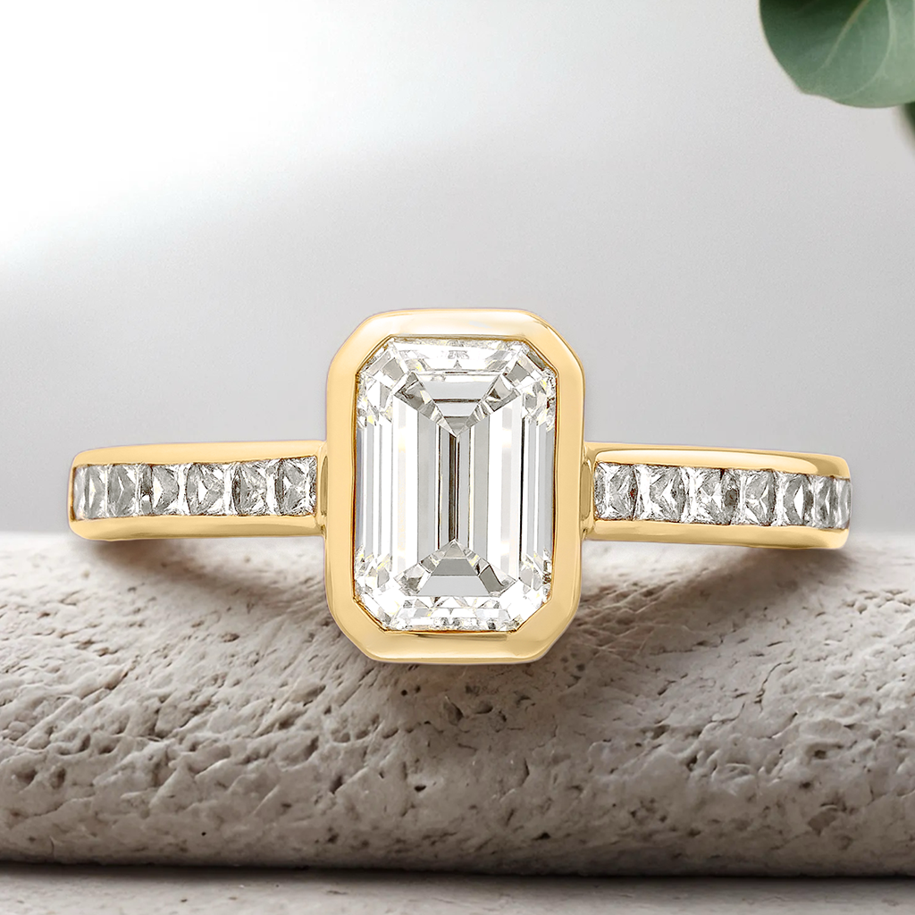 Lucce Carla Channel Emerald Lab Diamond 1.01ct E VVS2 Ex IGI 14K Yellow Gold
