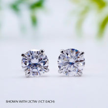 Load image into Gallery viewer, Lab diamond earrings Moissanite Engagement ring Wedding Rings Manila Philippines
